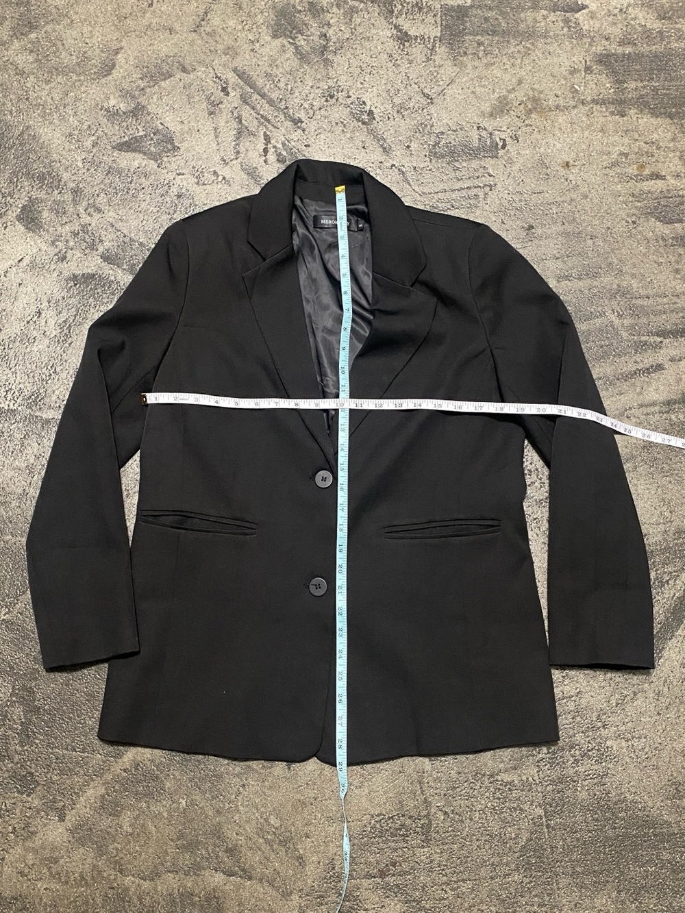 Black Women's Tailored Blazer Jacket - Classic Single-Breasted